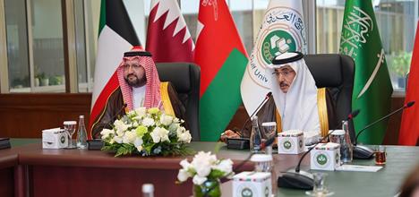 Chairman of the Board of Trustees of the Arab Open University Visits Arabian Gulf University to Explore Joint Cooperation
